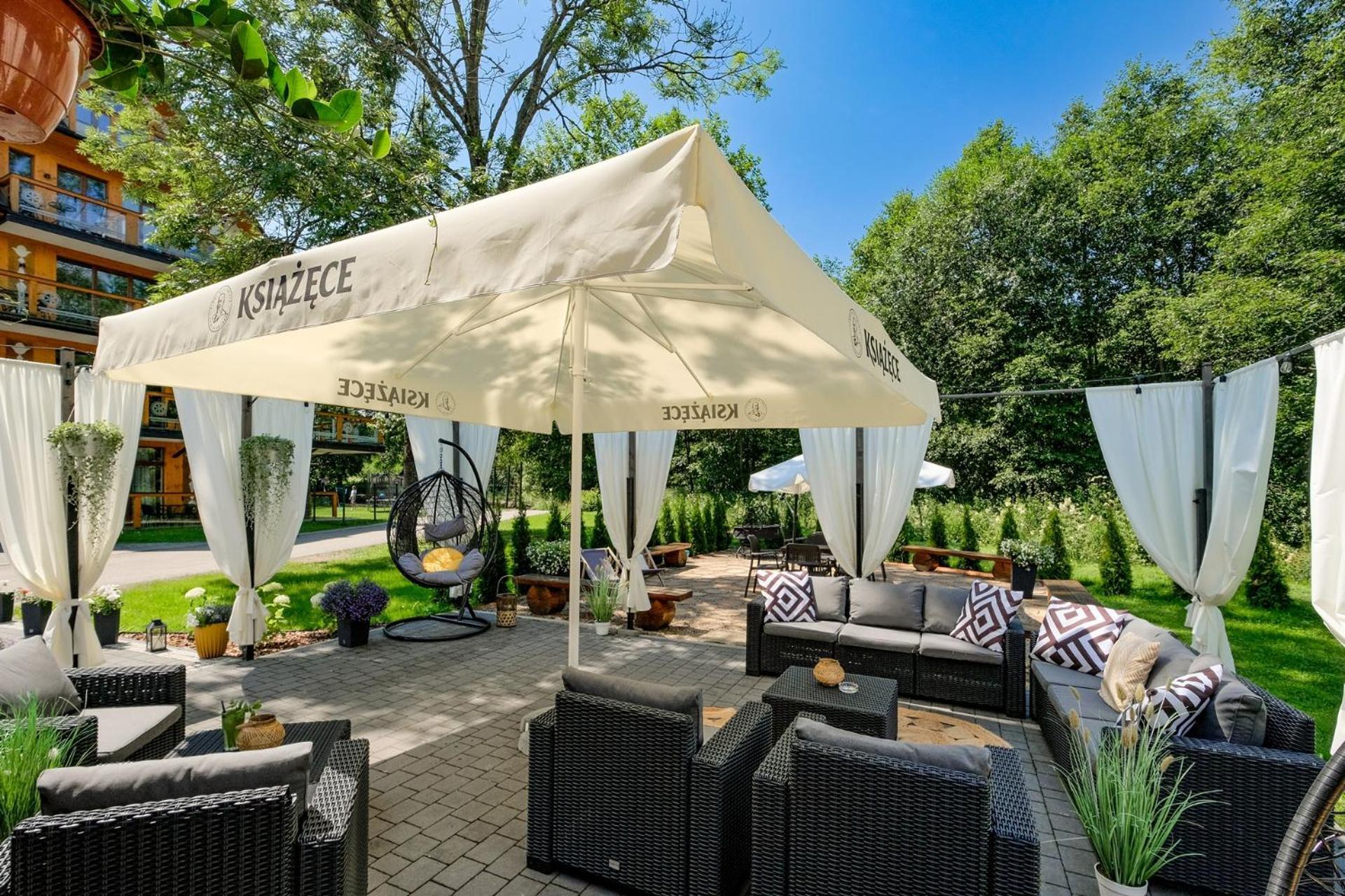 Aparthotel Goralski Spa & Restaurant Бялка Татранска Екстериор снимка
